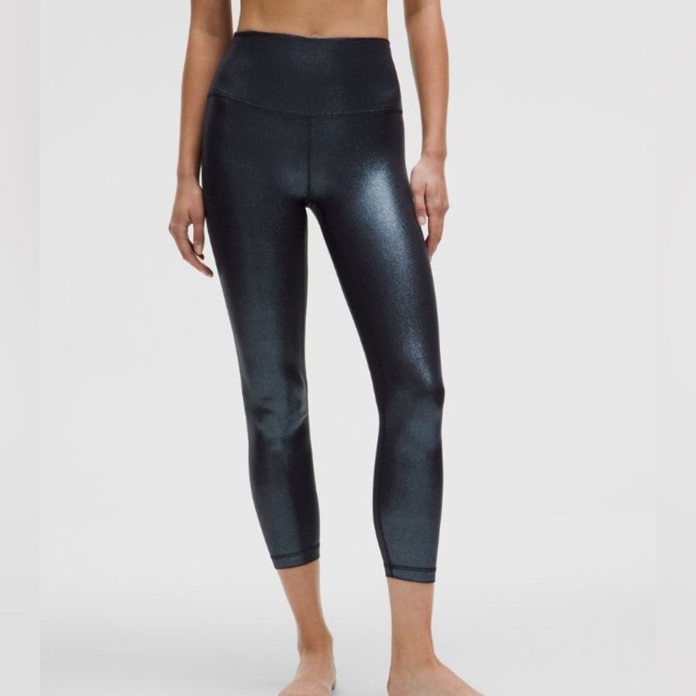 lululemon Align™ High-Rise Ribbed Pant 25"
Shine